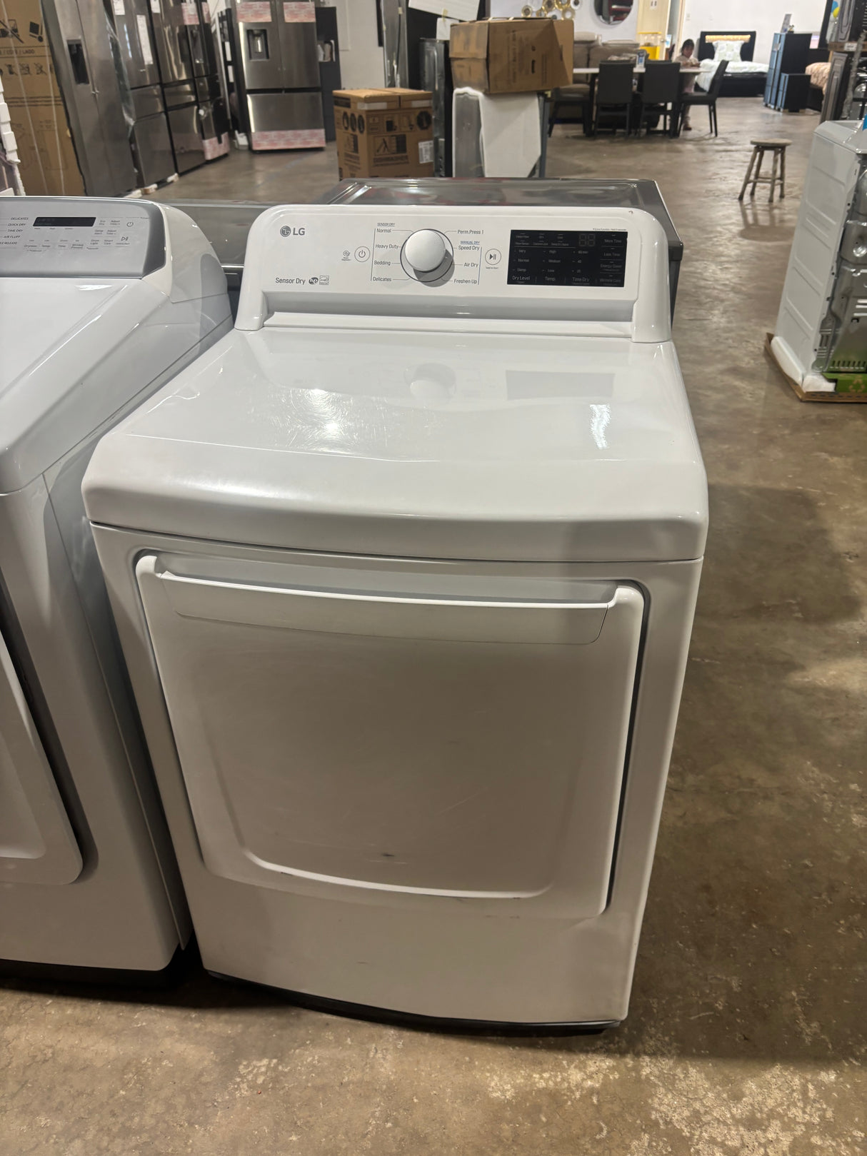 Lg Standard White Gas dryer (used)