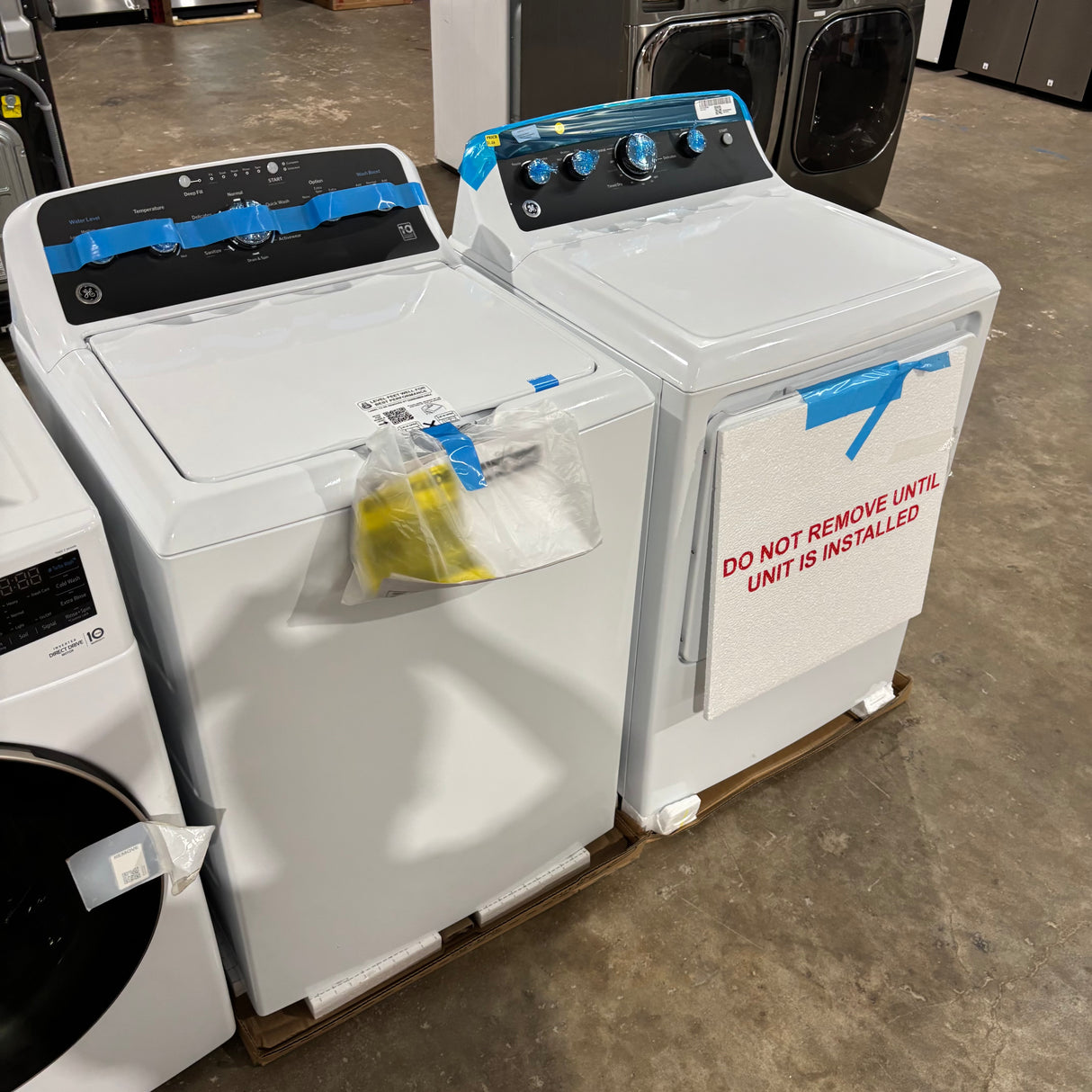 GE 27 Inch Top Load Washer & GE 27 Inch Top Load Electric Dryer