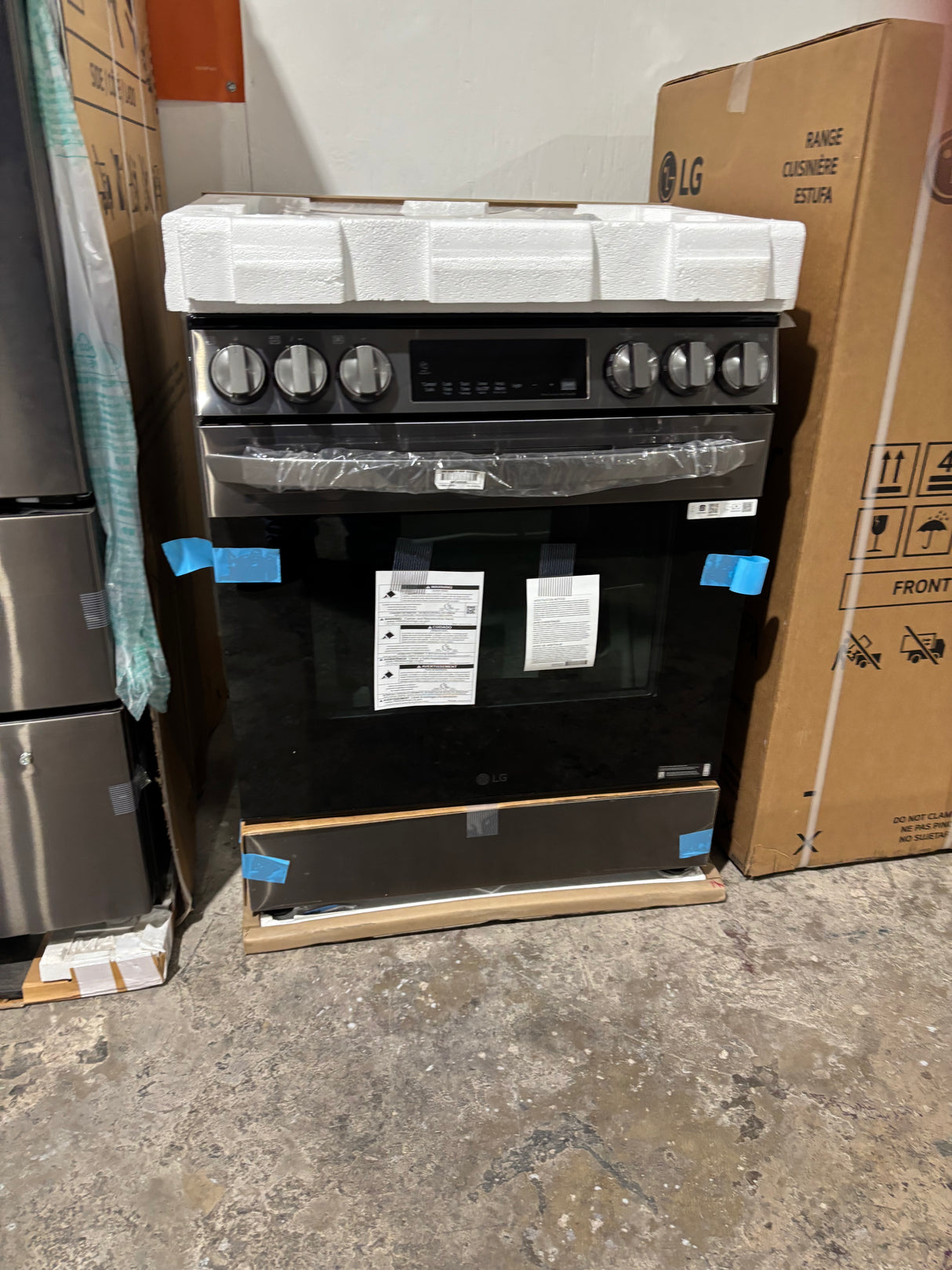 5.8 cu. ft. Smart Wi-Fi Enabled Fan Convection Gas Slide-in Range with Air Fry & EasyClean®