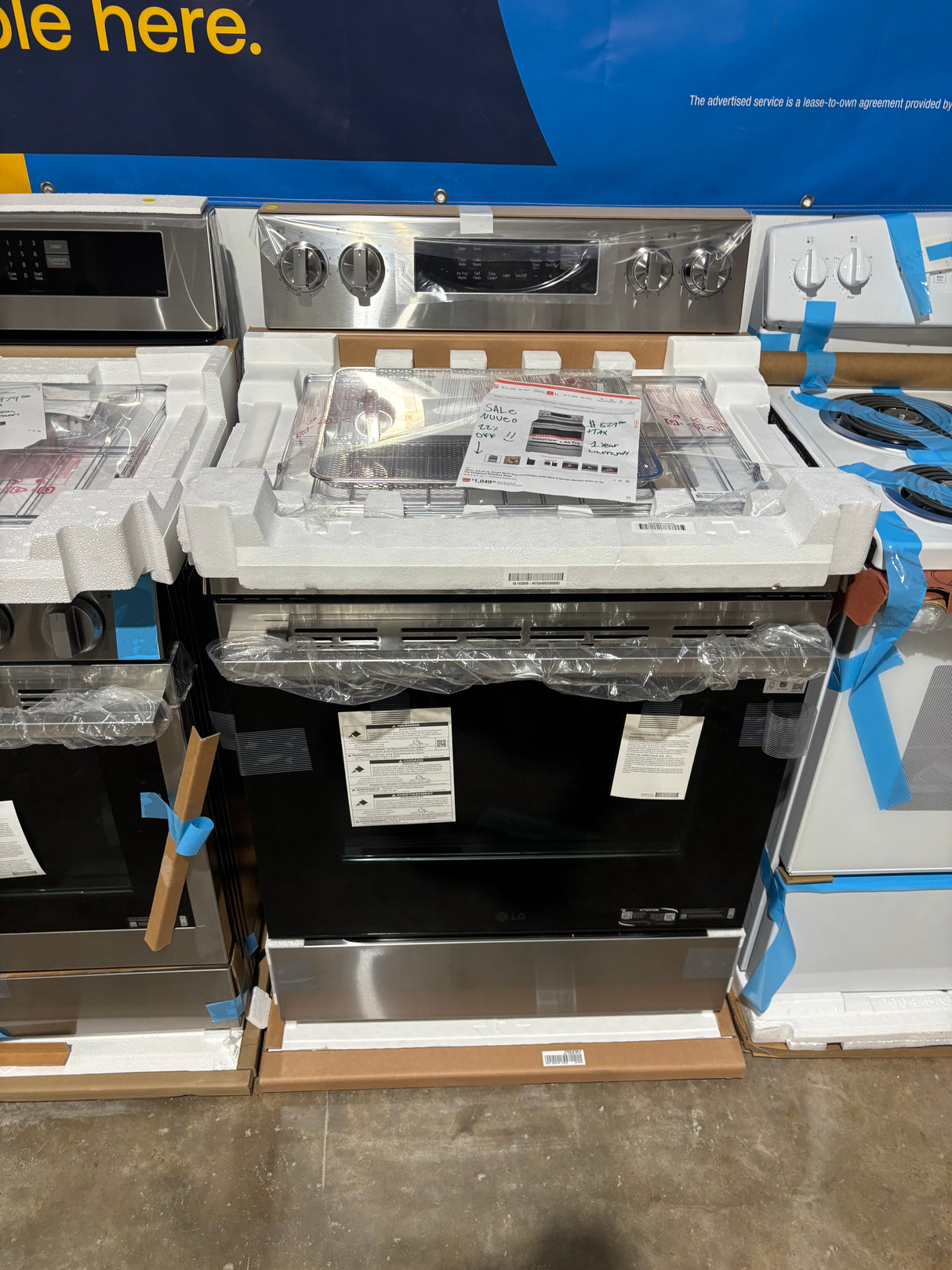 6.3 cu. ft. Smart Wi-Fi Enabled ProBake Convection® Electric Range with Air Fry & EasyClean®