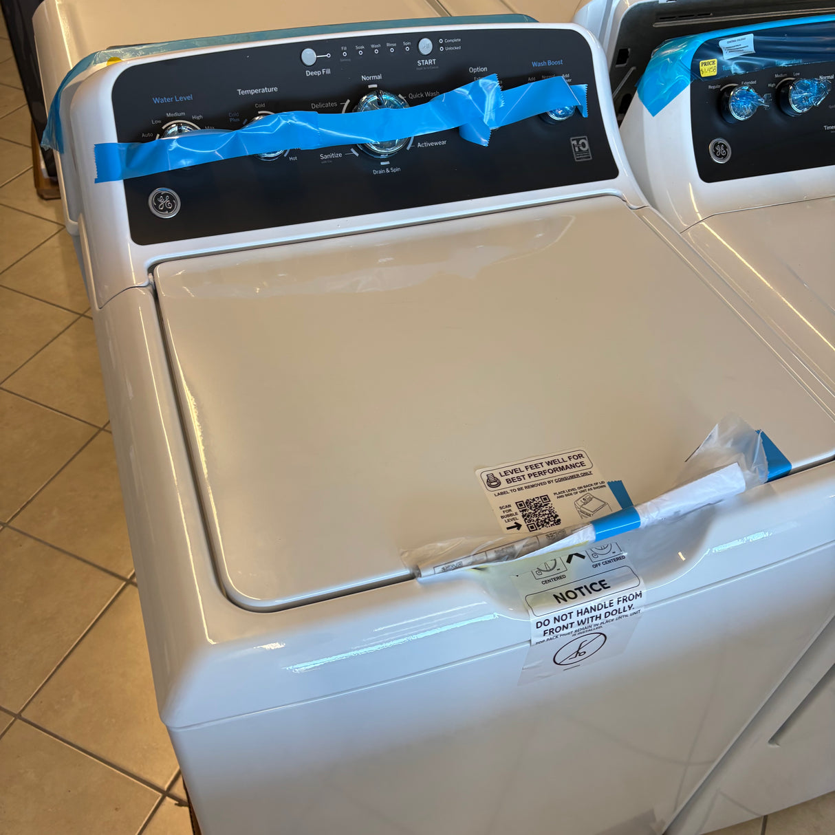 GE 4.5 Cu. Ft. Top Load Washer with Agitator & 7.2 Electric Dryer Set