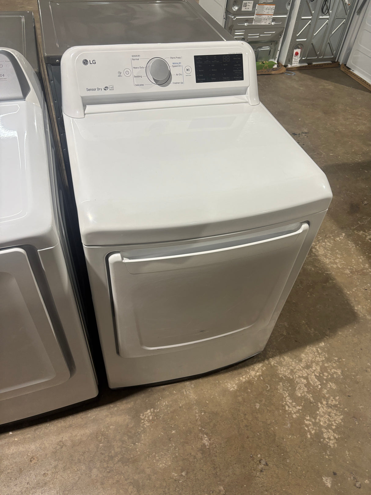 Lg Standard White Gas dryer (used)